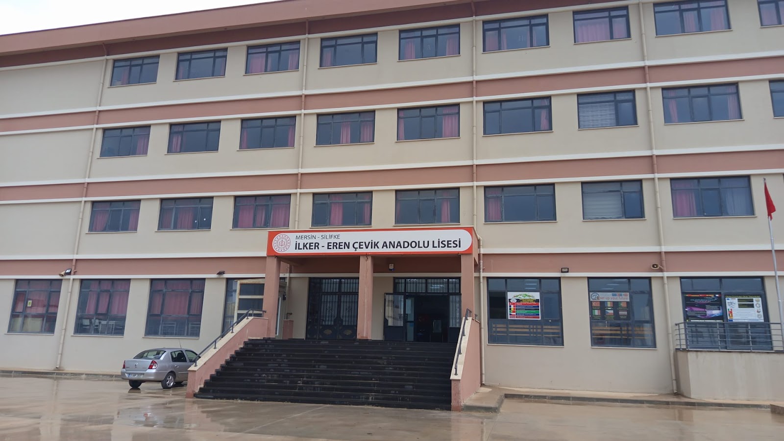 İlker-Eren Çevik Anadolu Lisesi