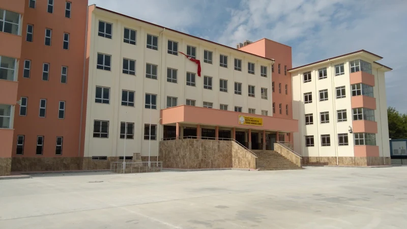 Mezitli Mesleki ve Teknik Anadolu Lisesi
